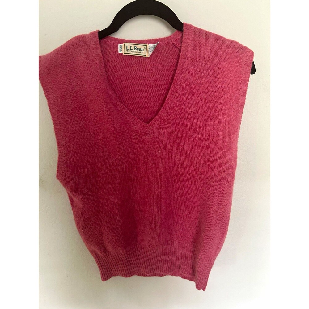 L.L.Bean Vintage Pink Knit V-Neck Sweater Vest Ribbed Hem Sz S Lambswool Angora